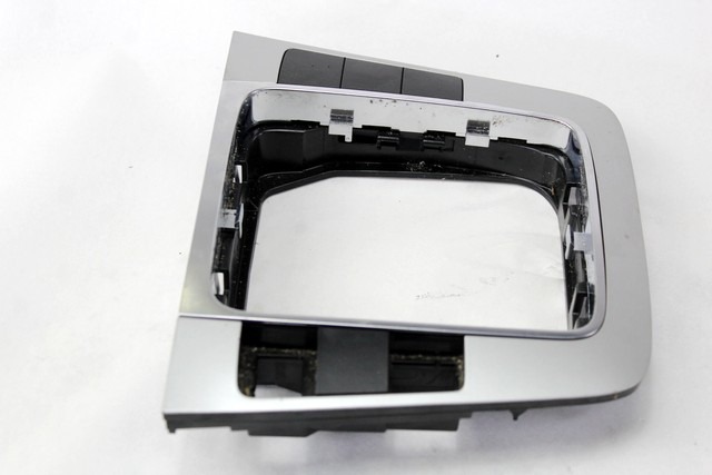 MOUNTING PARTS, CENTRE CONSOLE OEM N. 31107 POMELLO CAMBIO MANUALE ORIGINAL PART ESED VOLKSWAGEN PASSAT B6 3C BER/SW (2005 - 09/2010)  DIESEL 20  YEAR OF CONSTRUCTION 2009