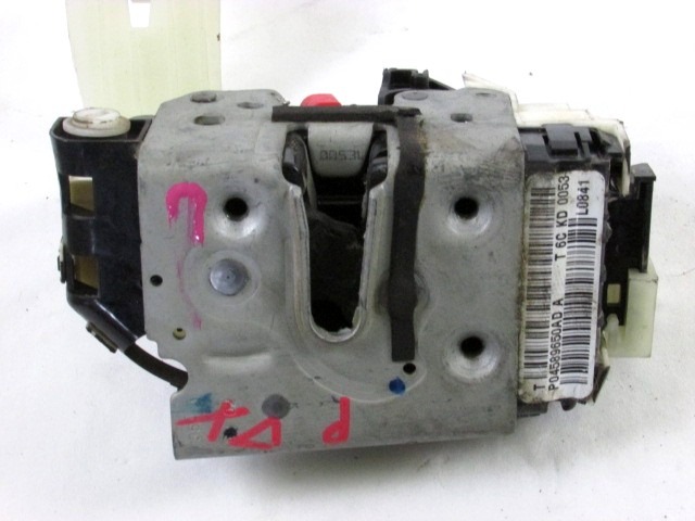 CENTRAL REAR RIGHT DOOR LOCKING OEM N. 04589650AD ORIGINAL PART ESED JEEP COMPASS (2011 - 2017)DIESEL 22  YEAR OF CONSTRUCTION 2013