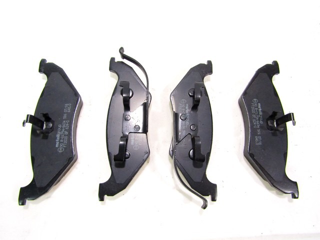 BRAKE PAD KIT OEM N. 05014036AA ORIGINAL PART ESED CHRYSLER VOYAGER GS MK3 (1996 - 2000) DIESEL 25  YEAR OF CONSTRUCTION 2000