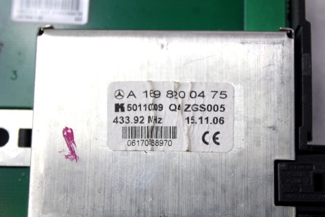 AMPLIFICATORE / CENTRALINA ANTENNA OEM N. A1698200475 ORIGINAL PART ESED MERCEDES CLASSE A W169 5P C169 3P (2004 - 04/2008) BENZINA 15  YEAR OF CONSTRUCTION 2007