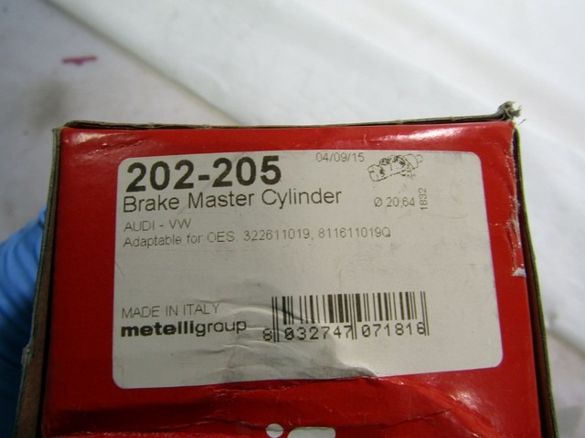 BRAKE MASTER CYLINDER OEM N. 811611019Q ORIGINAL PART ESED AUDI 80 81 85 B2 BER/SW/COUPE (1978 - 1986)BENZINA 16  YEAR OF CONSTRUCTION 1983