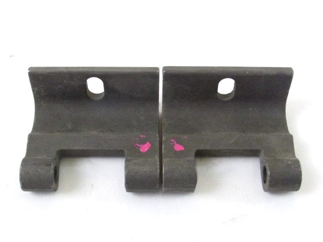 6199436 CERNIERA PORTA ANTERIORE SINISTRA FORD FIESTA 1.3 B 3P RICAMBIO NUOVO