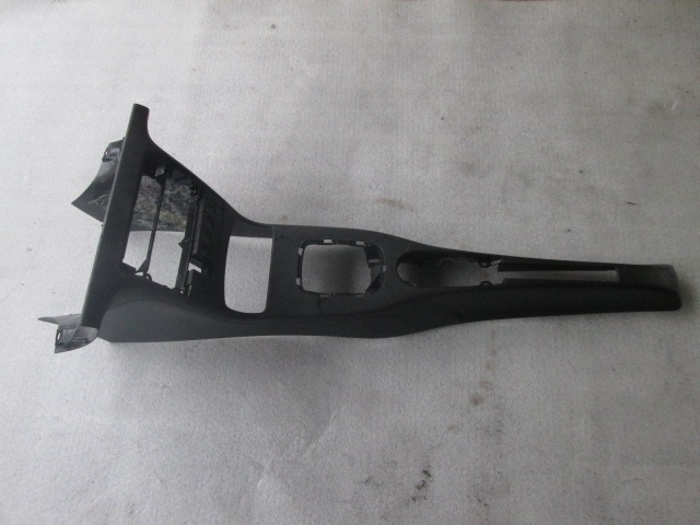 TUNNEL OBJECT HOLDER WITHOUT ARMREST OEM N. 6N0863243AEC81 ORIGINAL PART ESED VOLKSWAGEN POLO (10/1999 - 04/2002)DIESEL 14  YEAR OF CONSTRUCTION 2001