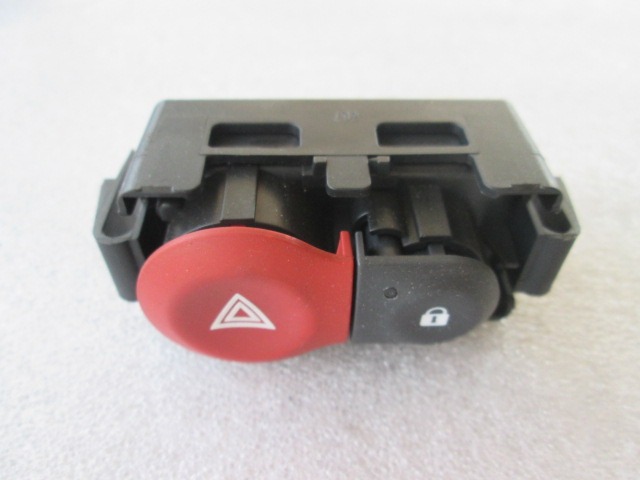 SWITCH HAZARD WARNING/CENTRAL LCKNG SYST OEM N. 8200409382 ORIGINAL PART ESED RENAULT CLIO (05/2009 - 2013) BENZINA 12  YEAR OF CONSTRUCTION 2008