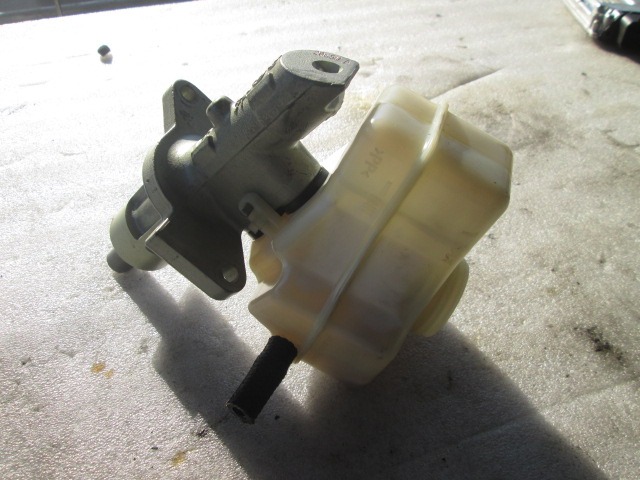 BRAKE MASTER CYLINDER OEM N. 34336785662 ORIGINAL PART ESED BMW SERIE 1 BER/COUPE/CABRIO E81/E82/E87/E88 (2003 - 2007) DIESEL 20  YEAR OF CONSTRUCTION 2005