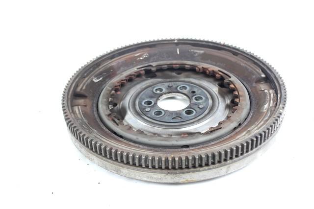 TWIN MASS FLYWHEEL OEM N. 03C105266J SPARE PART USED CAR VOLKSWAGEN SCIROCCO 137 138 MK3 (10/2008 - 06-2014) DISPLACEMENT BENZINA 1,4 YEAR OF CONSTRUCTION 2009