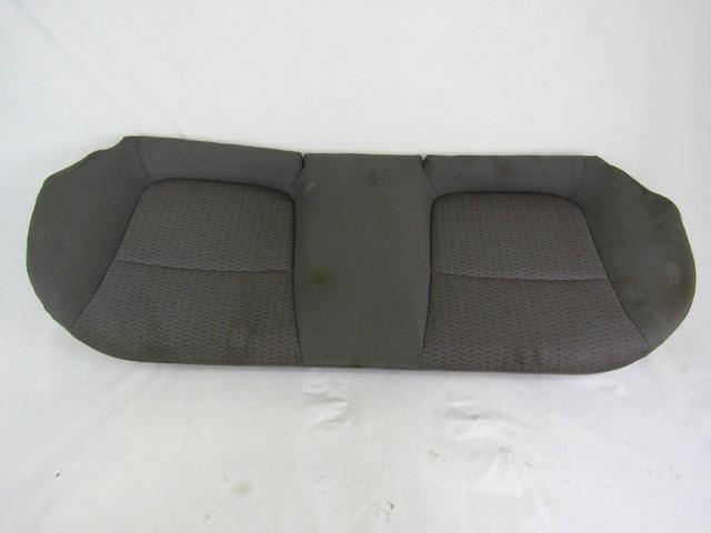 SITTING BACK FULL FABRIC SEATS OEM N. DIPITKIRIODCMK1RSW5P SPARE PART USED CAR KIA RIO MK1 R DC (2000 - 2005) DISPLACEMENT BENZINA 1,3 YEAR OF CONSTRUCTION 2001
