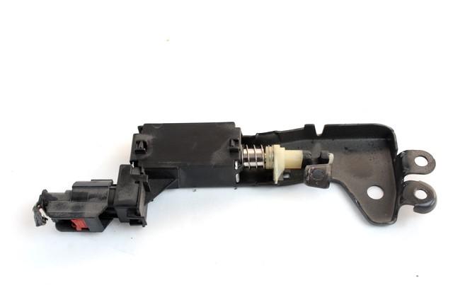 AUTOMATIC TRANSMISSION LEVER MECHANISM OEM N. 04690805AC SPARE PART USED CAR CHRYSLER VOYAGER/GRAN VOYAGER RG RS MK4 (2001 - 2007)  DISPLACEMENT DIESEL 2,7 YEAR OF CONSTRUCTION 2007