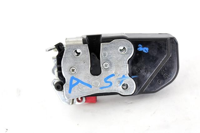 CENTRAL LOCKING OF THE RIGHT FRONT DOOR OEM N. 05109865AB SPARE PART USED CAR CHRYSLER VOYAGER/GRAN VOYAGER RG RS MK4 (2001 - 2007)  DISPLACEMENT DIESEL 2,7 YEAR OF CONSTRUCTION 2007