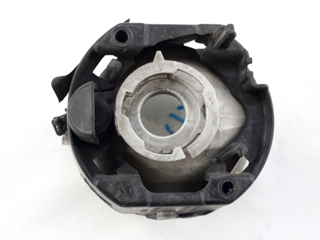 FOG LIGHT RIGHT  OEM N. 04805857AB SPARE PART USED CAR CHRYSLER VOYAGER/GRAN VOYAGER RG RS MK4 (2001 - 2007)  DISPLACEMENT DIESEL 2,7 YEAR OF CONSTRUCTION 2007