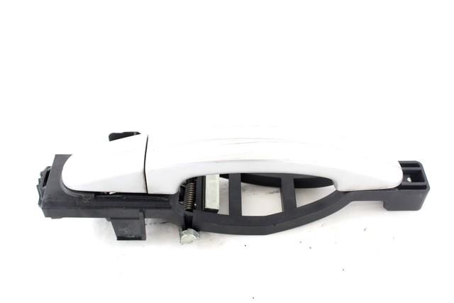 RIGHT REAR DOOR HANDLE OEM N. 1738727 SPARE PART USED CAR FORD CMAX GRAND CMAX MK2 DXA-CB7,DXA-CEU (2010 - 03/2015)  DISPLACEMENT DIESEL 1,6 YEAR OF CONSTRUCTION 2015