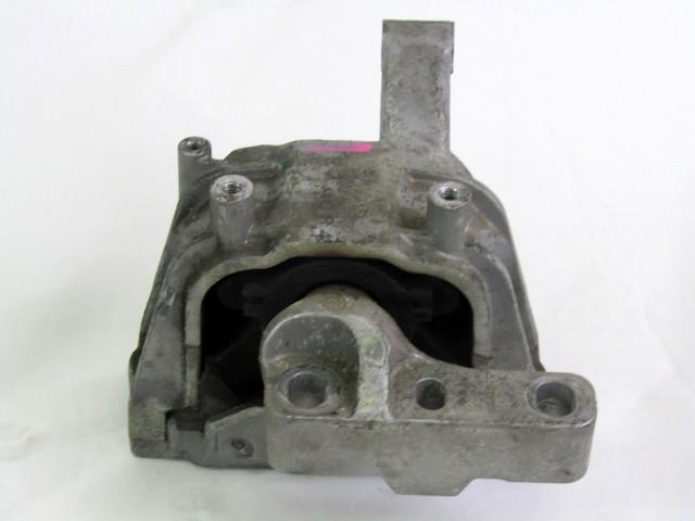 ENGINE SUPPORT OEM N. 5N0199262 SPARE PART USED CAR SEAT ALHAMBRA 710 711 MK2 (DAL 2010) DISPLACEMENT DIESEL 2 YEAR OF CONSTRUCTION 2012