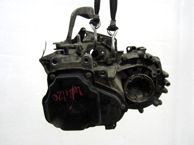 MANUAL TRANSMISSION OEM N. 02J301103 01 CAMBIO MECCANICO SPARE PART USED CAR VOLKSWAGEN NEW BEETLE 9C1 1C1 1Y7 (1999 - 2006)  DISPLACEMENT DIESEL 1,9 YEAR OF CONSTRUCTION 2004