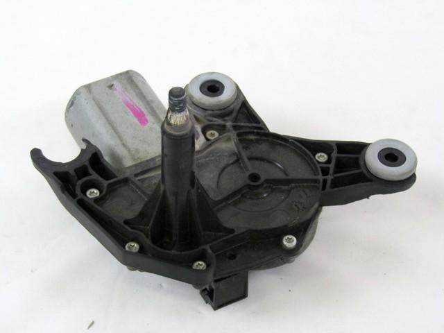 REAR WIPER MOTOR OEM N. (D)51757867 SPARE PART USED CAR FIAT GRANDE PUNTO 199 (2005 - 2012)  DISPLACEMENT DIESEL 1,3 YEAR OF CONSTRUCTION 2009