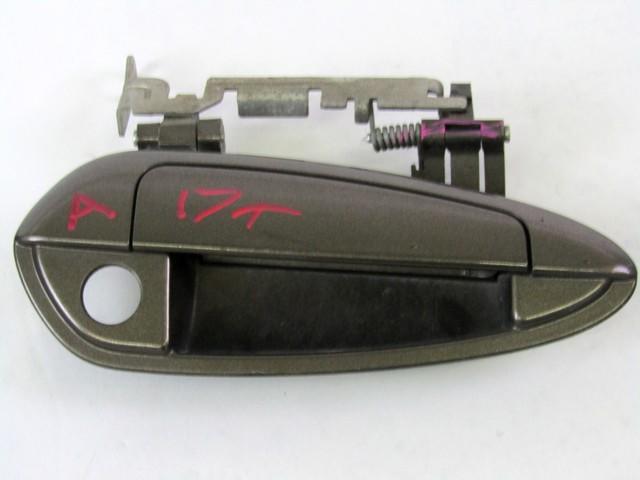 RIGHT FRONT DOOR HANDLE OEM N. 735498773 SPARE PART USED CAR FIAT GRANDE PUNTO 199 (2005 - 2012)  DISPLACEMENT DIESEL 1,3 YEAR OF CONSTRUCTION 2009