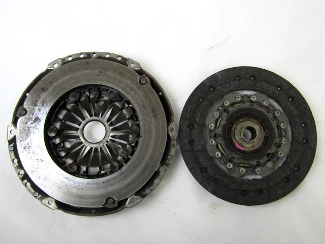 CLUTCH OEM N. 022141031R SPARE PART USED CAR AUDI A3 MK2 8P 8PA 8P1 (2003 - 2008) DISPLACEMENT DIESEL 2 YEAR OF CONSTRUCTION 2008