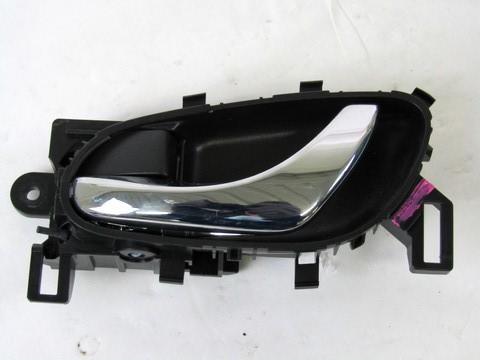DOOR HANDLE INSIDE OEM N. 806714CE0A SPARE PART USED CAR NISSAN X-TRAIL T32 R MK3 R (DAL 2017)  DISPLACEMENT DIESEL 1,6 YEAR OF CONSTRUCTION 2018