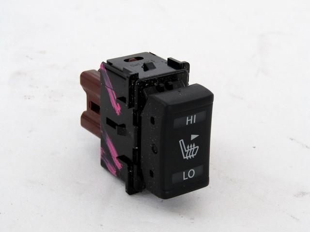 SEAT ADJUSTMENT SWITCH, FRONT OEM N. 255003TA0A SPARE PART USED CAR NISSAN X-TRAIL T32 R MK3 R (DAL 2017)  DISPLACEMENT DIESEL 1,6 YEAR OF CONSTRUCTION 2018