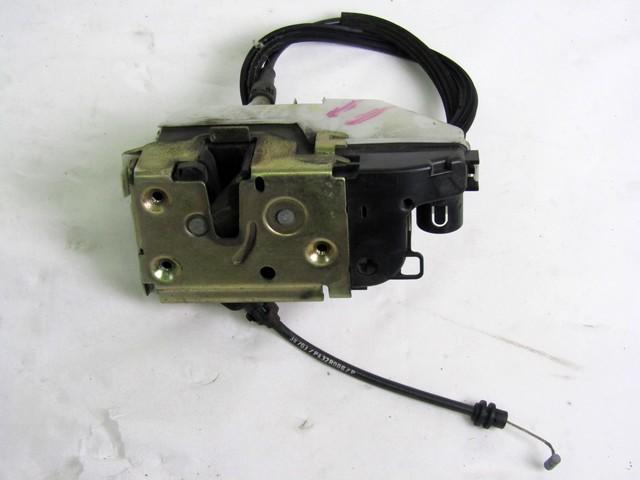 CENTRAL LOCKING OF THE RIGHT FRONT DOOR OEM N. 9136P9 SPARE PART USED CAR CITROEN C3 / PLURIEL MK1 (2002 - 09/2005)  DISPLACEMENT BENZINA 1,6 YEAR OF CONSTRUCTION 2004