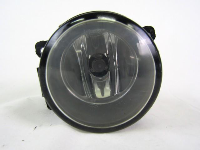 FOG LIGHT LEFT OEM N. 8200074008 SPARE PART USED CAR RENAULT KANGOO KW0/1 MK2 (2008 - 2013) DISPLACEMENT DIESEL 1,5 YEAR OF CONSTRUCTION 2008