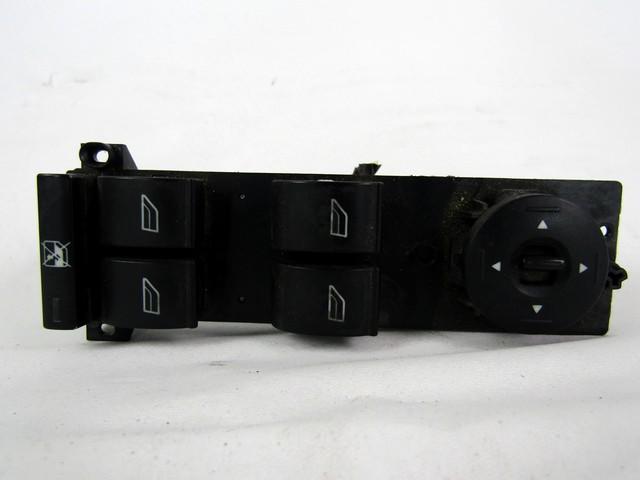 PUSH-BUTTON PANEL FRONT LEFT OEM N. 3M51-14A132-AF SPARE PART USED CAR FORD FOCUS DA HCP DP MK2 BER/SW (2005 - 2008)  DISPLACEMENT DIESEL 1,6 YEAR OF CONSTRUCTION 2005