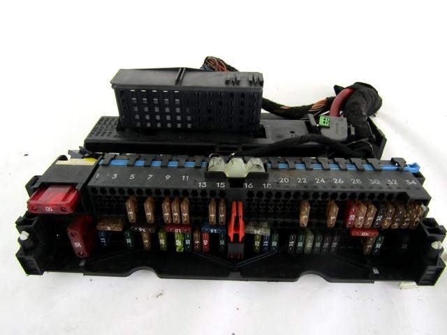 FUSE UNIT OEM N. 8364540 SPARE PART USED CAR BMW SERIE 3 E46 BER/SW/COUPE/CABRIO LCI R (2002 - 2005)  DISPLACEMENT DIESEL 2 YEAR OF CONSTRUCTION 2002
