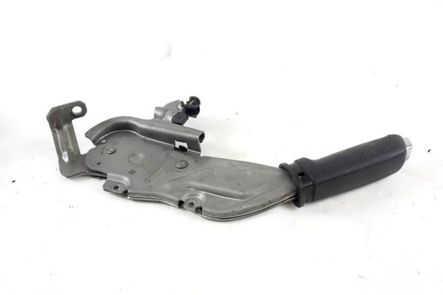 PARKING BRAKE / CONTROL OEM N. 13207591 SPARE PART USED CAR OPEL CORSA D S07 (2006 - 2011)  DISPLACEMENT BENZINA 1,2 YEAR OF CONSTRUCTION 2006