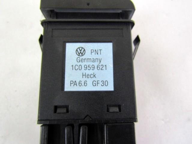 VARIOUS SWITCHES OEM N. 1C0959621 SPARE PART USED CAR VOLKSWAGEN NEW BEETLE 9C1 1C1 1Y7 (1999 - 2006)  DISPLACEMENT DIESEL 1,9 YEAR OF CONSTRUCTION 2004