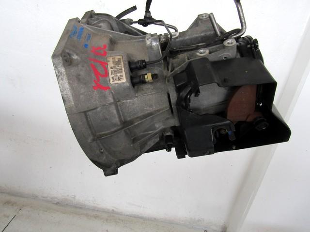 MANUAL TRANSMISSION OEM N. 8A6R-7002-EB CAMBIO MECCANICO SPARE PART USED CAR FORD FIESTA CB1 CNN MK6 (09/2008 - 11/2012)  DISPLACEMENT DIESEL 1,4 YEAR OF CONSTRUCTION 2010