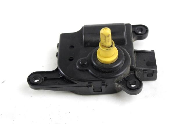 SET SMALL PARTS F AIR COND.ADJUST.LEVER OEM N. D267-AG7AA SPARE PART USED CAR HYUNDAI I30 FD MK1 (2007 - 2011) DISPLACEMENT DIESEL 1,6 YEAR OF CONSTRUCTION 2010