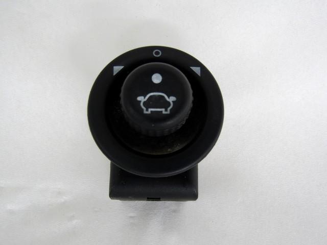 SWITCH ELECTRIC MIRRORS OEM N. 93BG17B676BB SPARE PART USED CAR FORD FIESTA CB1 CNN MK6 (09/2008 - 11/2012)  DISPLACEMENT DIESEL 1,4 YEAR OF CONSTRUCTION 2010