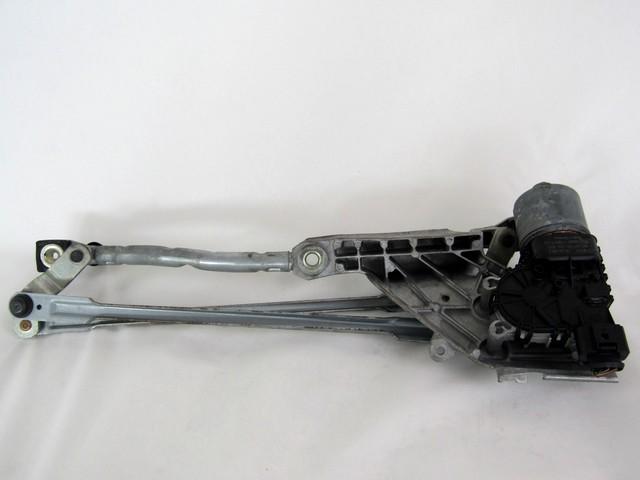 WINDSHIELD WIPER MOTOR OEM N. 8V61-17500-AE SPARE PART USED CAR FORD FIESTA CB1 CNN MK6 (09/2008 - 11/2012)  DISPLACEMENT DIESEL 1,4 YEAR OF CONSTRUCTION 2010