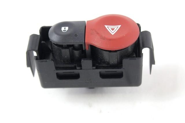 SWITCH HAZARD WARNING/CENTRAL LCKNG SYST OEM N. 8200214896 SPARE PART USED CAR RENAULT MODUS F/JP0 (2004 - 2008)  DISPLACEMENT BENZINA 1,2 YEAR OF CONSTRUCTION 2005