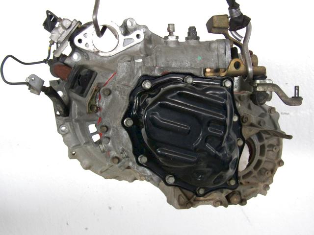 MANUAL TRANSMISSION OEM N. 3310120090 SPARE PART USED CAR TOYOTA COROLLA VERSO E12 (2001 - 2004)  DISPLACEMENT DIESEL 2 YEAR OF CONSTRUCTION 2002