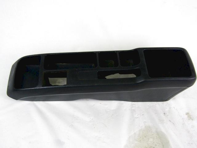TUNNEL OBJECT HOLDER WITHOUT ARMREST OEM N. 58911-13060 SPARE PART USED CAR TOYOTA COROLLA VERSO E12 (2001 - 2004)  DISPLACEMENT DIESEL 2 YEAR OF CONSTRUCTION 2002