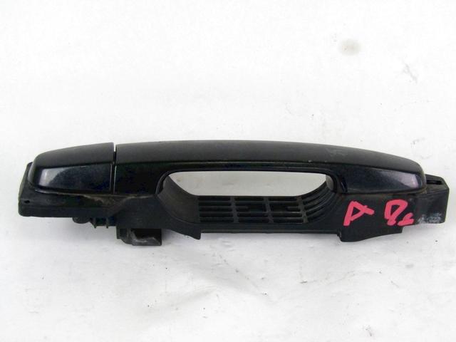 RIGHT FRONT DOOR HANDLE OEM N. 6921112220C2 SPARE PART USED CAR TOYOTA COROLLA VERSO E12 (2001 - 2004)  DISPLACEMENT DIESEL 2 YEAR OF CONSTRUCTION 2002
