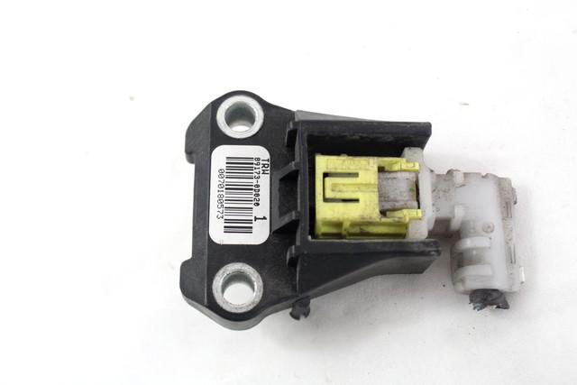 SENSOR AIRBAG OEM N. 89173-0D020 SPARE PART USED CAR TOYOTA YARIS P9 MK2 R (2009 - 2011) DISPLACEMENT BENZINA 1 YEAR OF CONSTRUCTION 2010