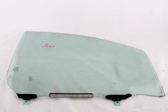 DOOR WINDOW, FRONT RIGHT OEM N. 681100D072 SPARE PART USED CAR TOYOTA YARIS P9 MK2 R (2009 - 2011) DISPLACEMENT BENZINA 1 YEAR OF CONSTRUCTION 2010