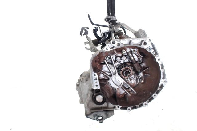MANUAL TRANSMISSION OEM N. 19254 CAMBIO MECCANICO SPARE PART USED CAR TOYOTA YARIS P9 MK2 R (2009 - 2011) DISPLACEMENT BENZINA 1 YEAR OF CONSTRUCTION 2010