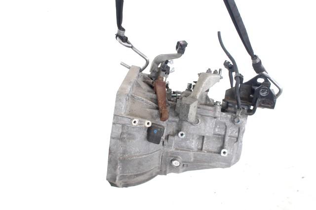 MANUAL TRANSMISSION OEM N. 19254 CAMBIO MECCANICO SPARE PART USED CAR TOYOTA YARIS P9 MK2 R (2009 - 2011) DISPLACEMENT BENZINA 1 YEAR OF CONSTRUCTION 2010