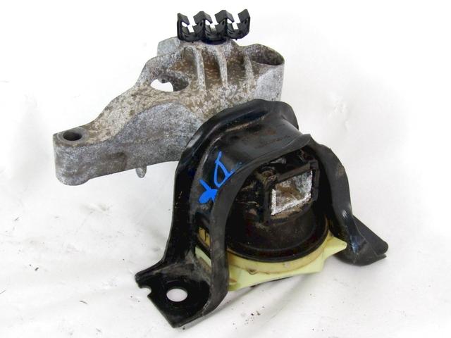 ENGINE SUPPORT OEM N. 112103095R SPARE PART USED CAR RENAULT CLIO BH KH MK4 (2012 - 2019) DISPLACEMENT DIESEL 1,5 YEAR OF CONSTRUCTION 2013