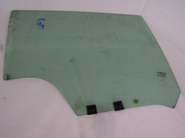 DOOR WINDOW, TINTED GLASS, REAR RIGHT OEM N. 823002979R SPARE PART USED CAR RENAULT CLIO BH KH MK4 (2012 - 2019) DISPLACEMENT DIESEL 1,5 YEAR OF CONSTRUCTION 2013