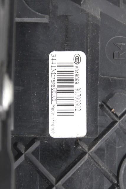 CENTRAL LOCKING OF THE RIGHT FRONT DOOR OEM N. 30799302 SPARE PART USED CAR VOLVO C30 533 (2006 - 2012) DISPLACEMENT DIESEL 1,6 YEAR OF CONSTRUCTION 2011