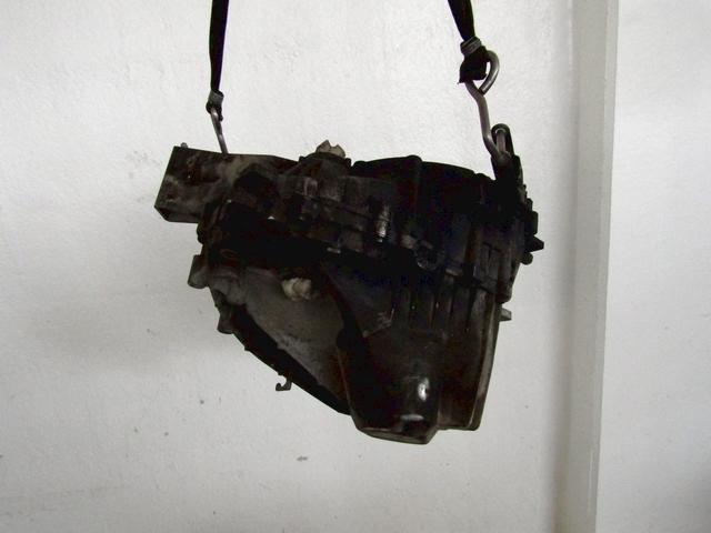 MANUAL TRANSMISSION OEM N. 1023746 16082 SPARE PART USED CAR VOLVO V70 MK2 285 (2000 - 2007)  DISPLACEMENT DIESEL 2,4 YEAR OF CONSTRUCTION 2003