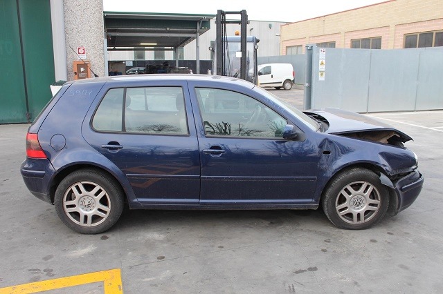 VOLKSWAGEN GOLF 4 1.9 D 74KW 5M 5P (2002) RICAMBI IN MAGAZZINO