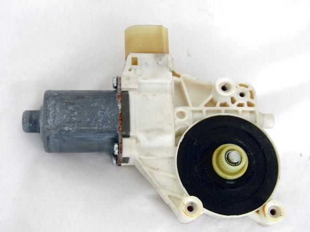 REAR DOOR WINDOW MOTOR OEM N. 33352 MOTORINO ALZACRISTALLO PORTA POSTERIORE SPARE PART USED CAR FORD MONDEO BA7 MK3 R BER/SW (2010 - 2014)  DISPLACEMENT DIESEL 2 YEAR OF CONSTRUCTION 2011