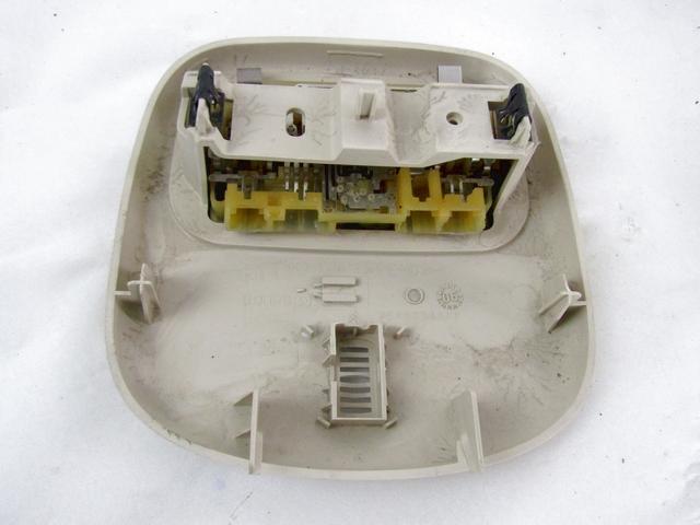 NTEROR READING LIGHT FRONT / REAR OEM N. 9636696877 SPARE PART USED CAR CITROEN C4 MK1 / COUPE L LC (2004 - 08/2009)  DISPLACEMENT DIESEL 1,6 YEAR OF CONSTRUCTION 2006
