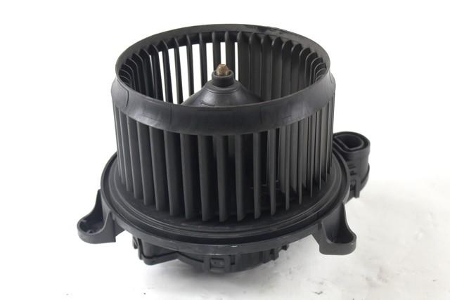 BLOWER UNIT OEM N. AV11-19846-AB SPARE PART USED CAR FORD BMAX JK (DAL 2012) DISPLACEMENT DIESEL 1,6 YEAR OF CONSTRUCTION 2013