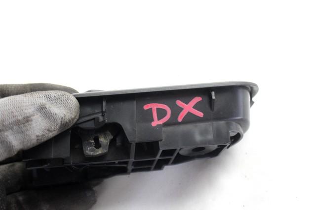 DOOR HANDLE INSIDE OEM N. D65158330A02 SPARE PART USED CAR MAZDA 2 DE DH MK2 (2007 - 2014)  DISPLACEMENT DIESEL 1,4 YEAR OF CONSTRUCTION 2008