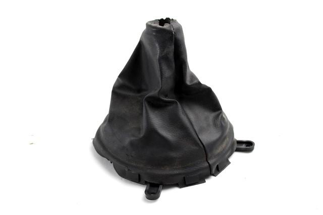 15 GEARSHIFT GAITER OEM N. D65164330A SPARE PART USED CAR MAZDA 2 DE DH MK2 (2007 - 2014)  DISPLACEMENT DIESEL 1,4 YEAR OF CONSTRUCTION 2008